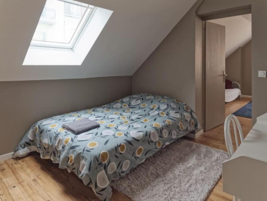 Appartement Spacieux En Centre Ville Vendôme Екстериор снимка